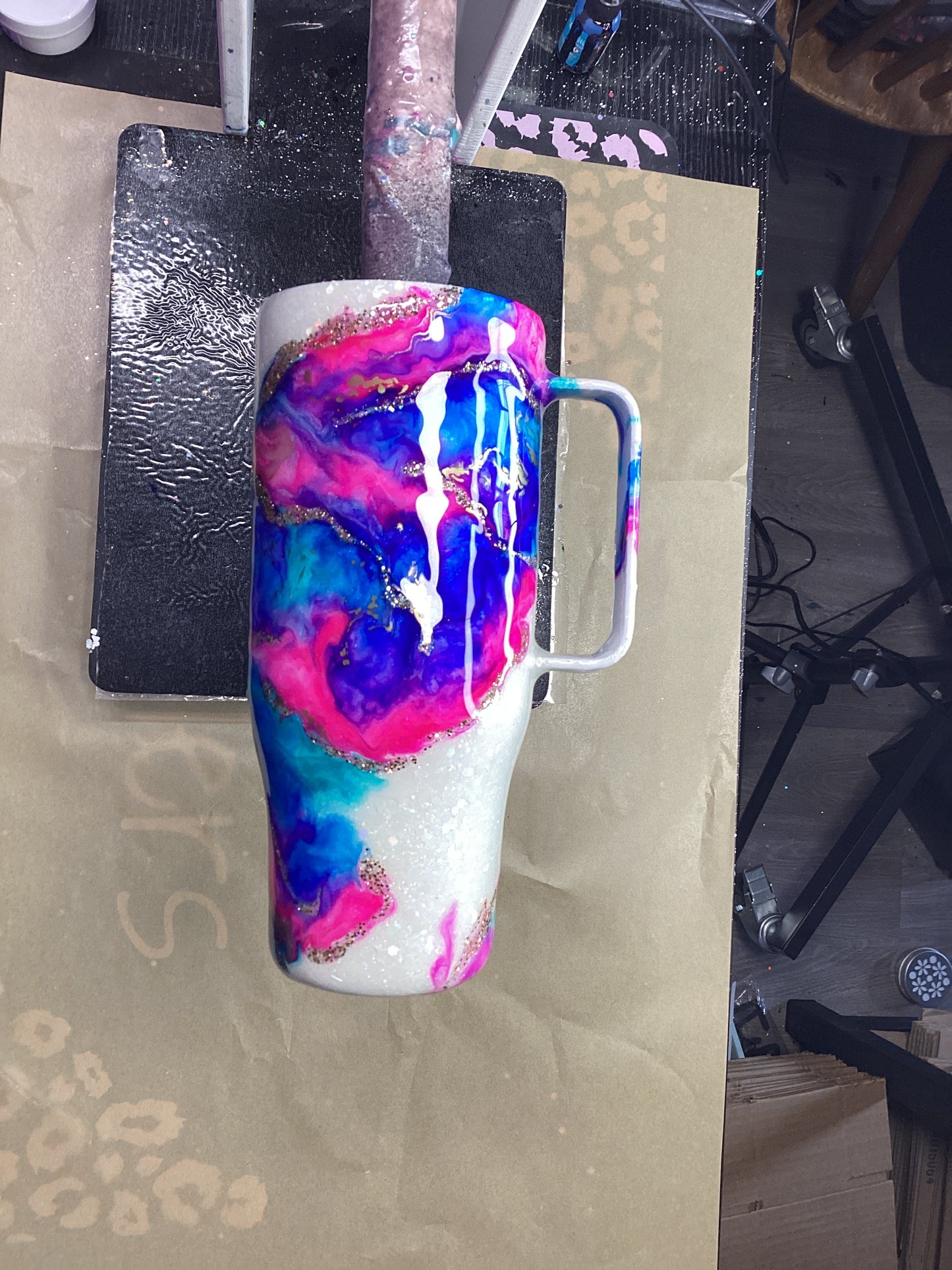 24 Oz Modern Curve Handle Tumbler