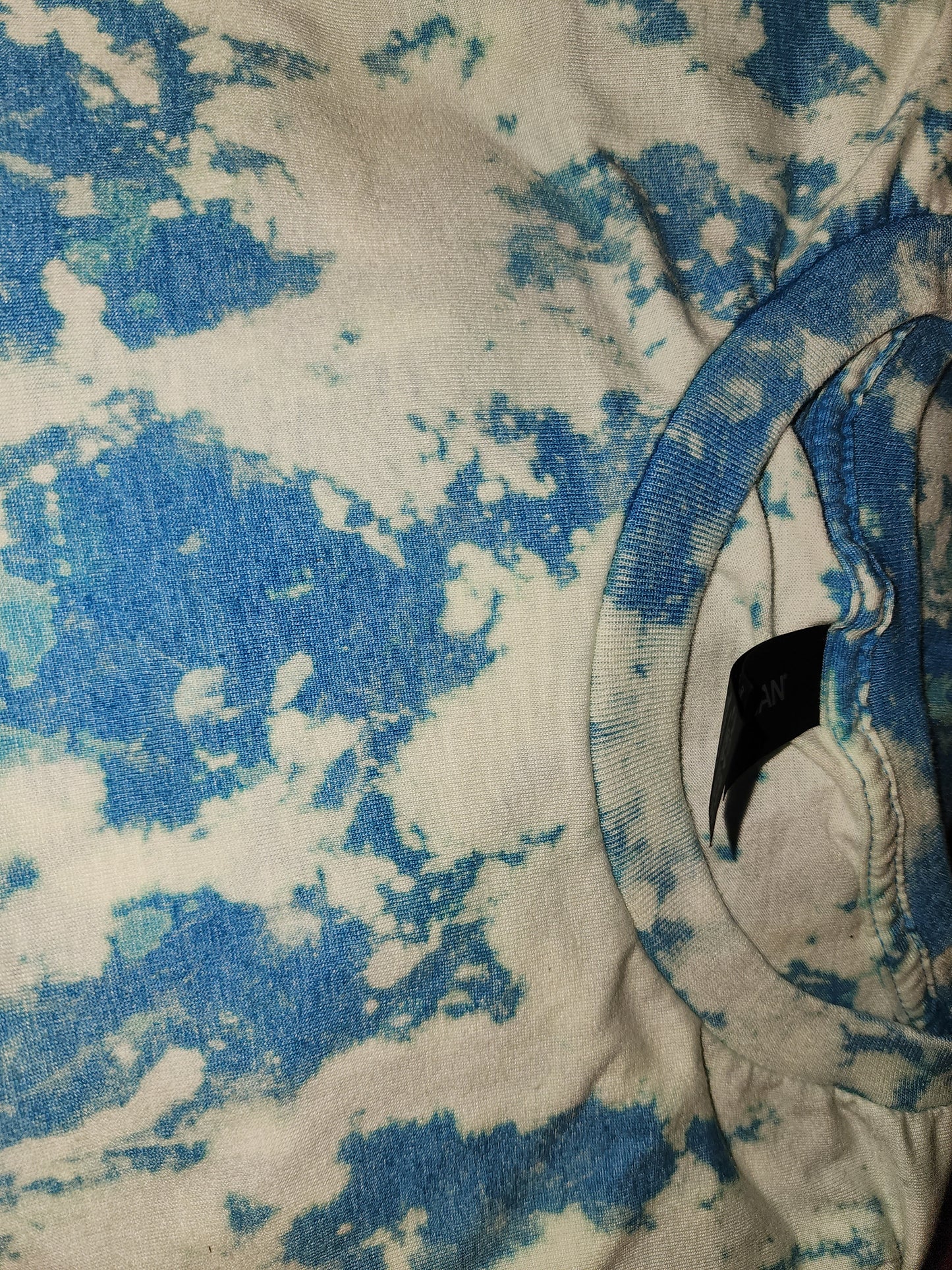 BLEACHED - XL Short Sleeve Gildan Soft Style